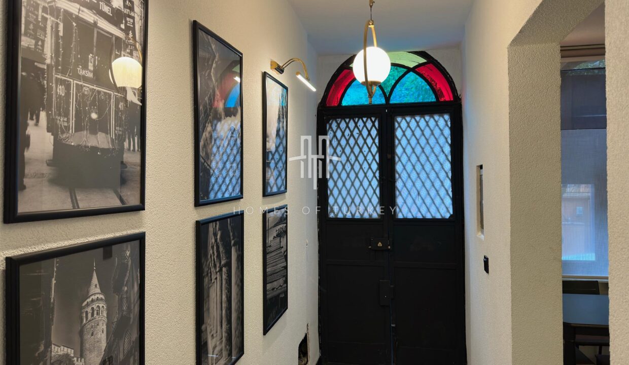 Detached Building For Sale In Şişli, In The Heart Of Istanbul, With A Tourism Certificate- 43