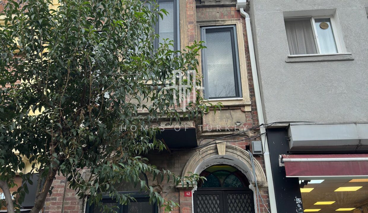 Detached Building For Sale In Şişli, In The Heart Of Istanbul, With A Tourism Certificate- 45