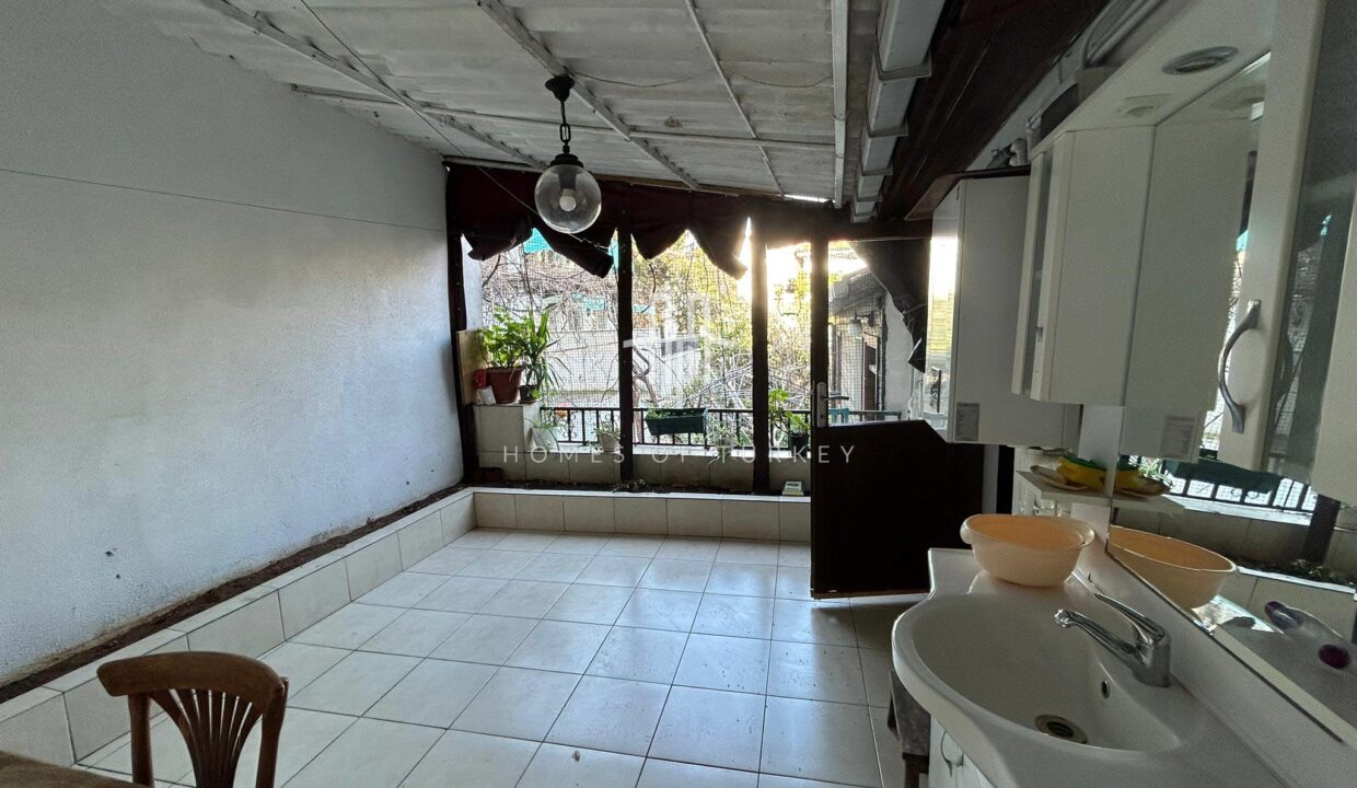 8+1 Mansion For Sale With Sea View And Suitable For Citizenship In Burgazada İstanbul- 17