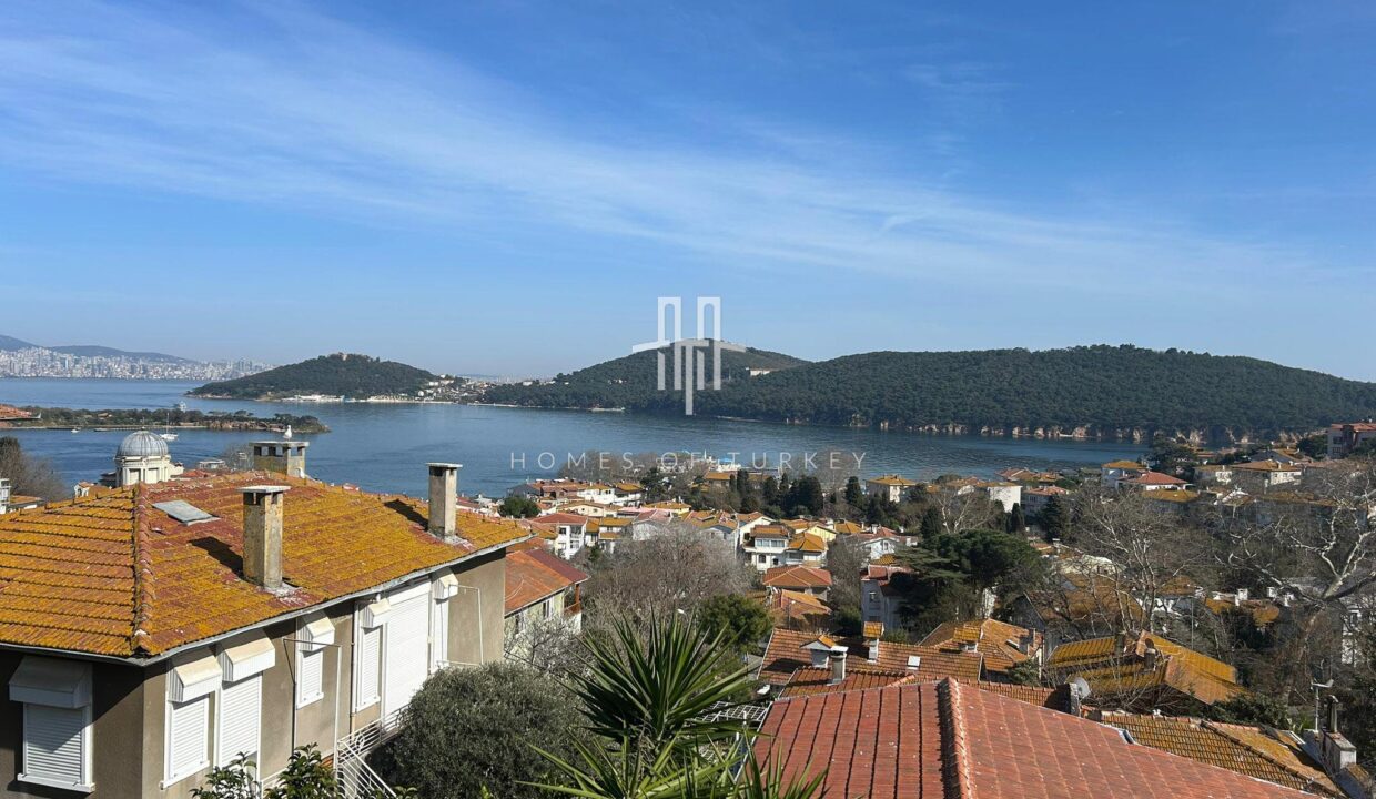 8+1 Mansion For Sale With Sea View And Suitable For Citizenship In Burgazada İstanbul- 4