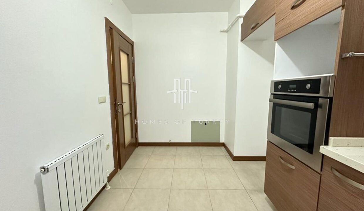 2.5+1 Apartment Suitable For Citizenship In A Complex On Bağdat Street Istanbul- 11