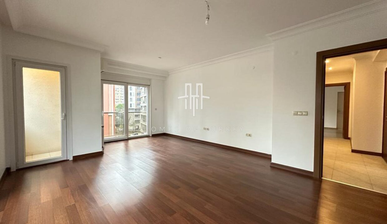 2.5+1 Apartment Suitable For Citizenship In A Complex On Bağdat Street Istanbul- 4
