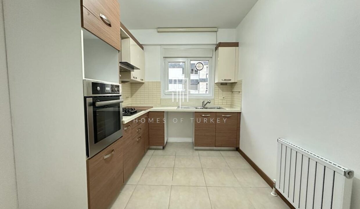 2.5+1 Apartment Suitable For Citizenship In A Complex On Bağdat Street Istanbul- 9