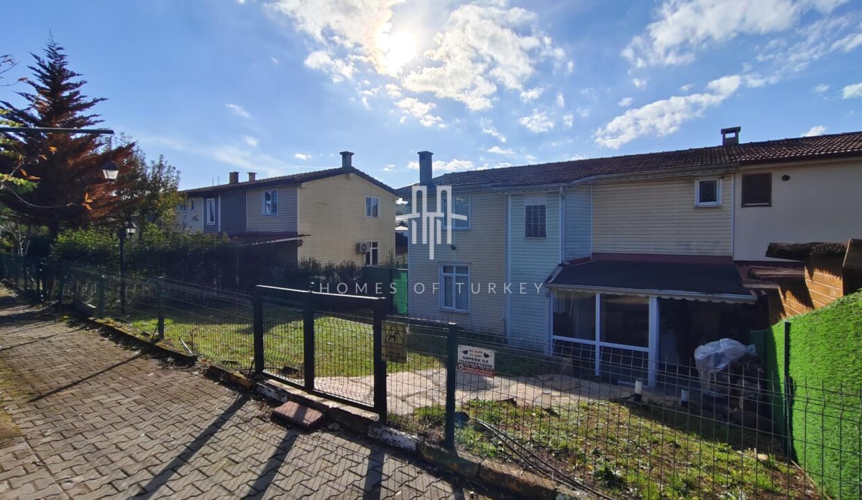 4+1 Villa For Sale in İzmit, Surrounded By Nature And Close To İstanbul, In a Secure Complex- 7