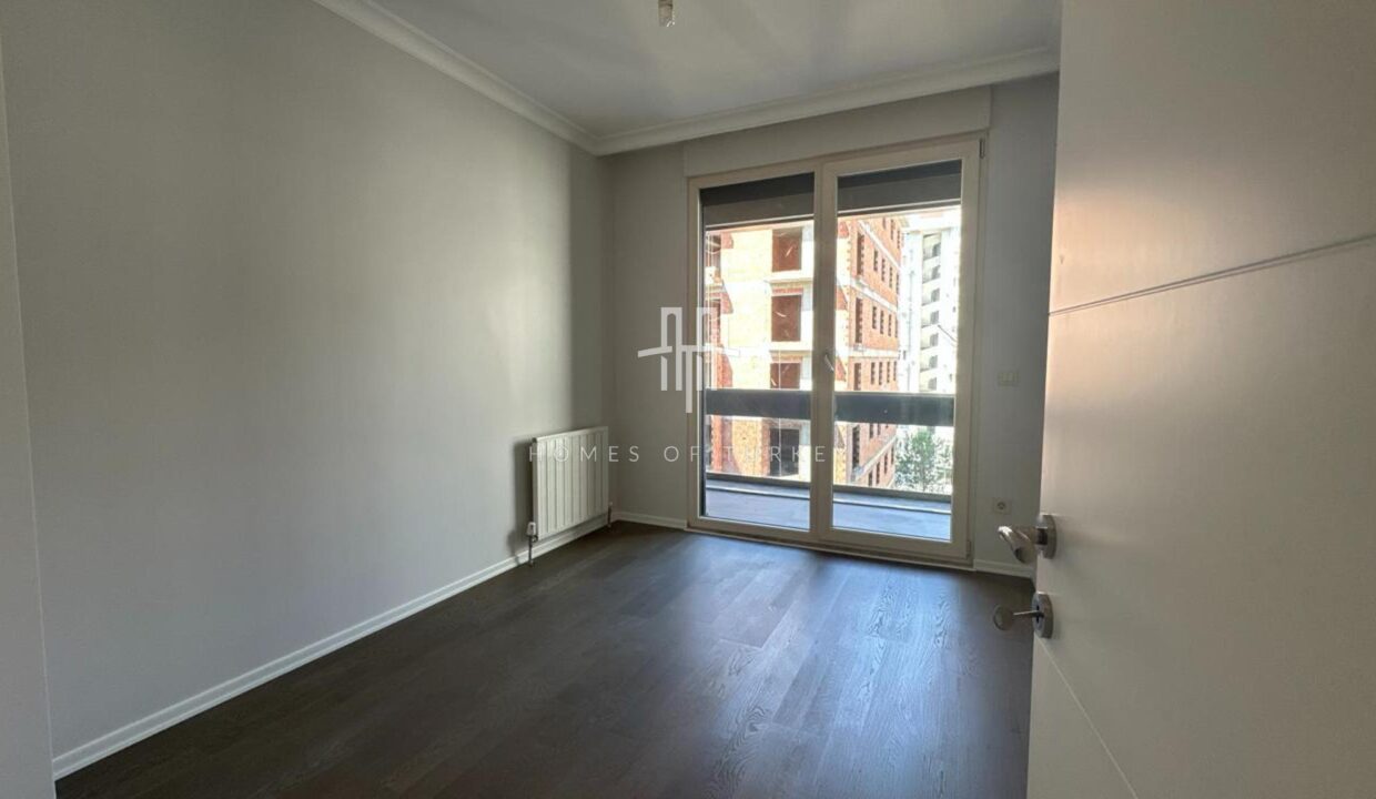 3+1 Apartment for Sale on Bağdat Street, Istanbul- 20,,