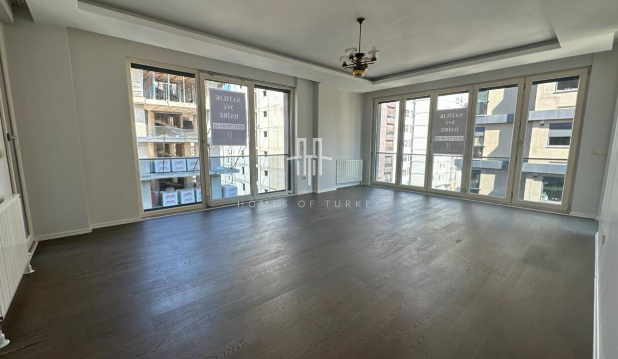 3+1 Apartment for Sale on Bağdat Street, Istanbul- 5