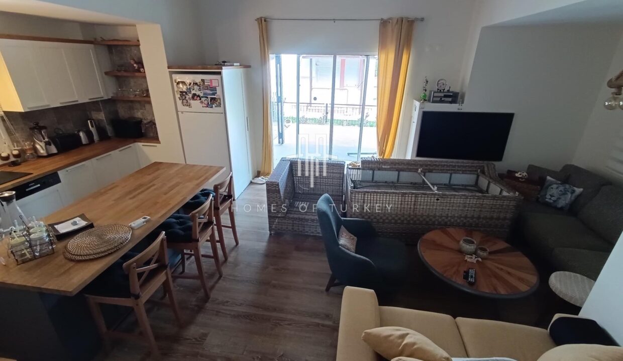 4+1 Villa For Sale in Izmir Çeşme- 4