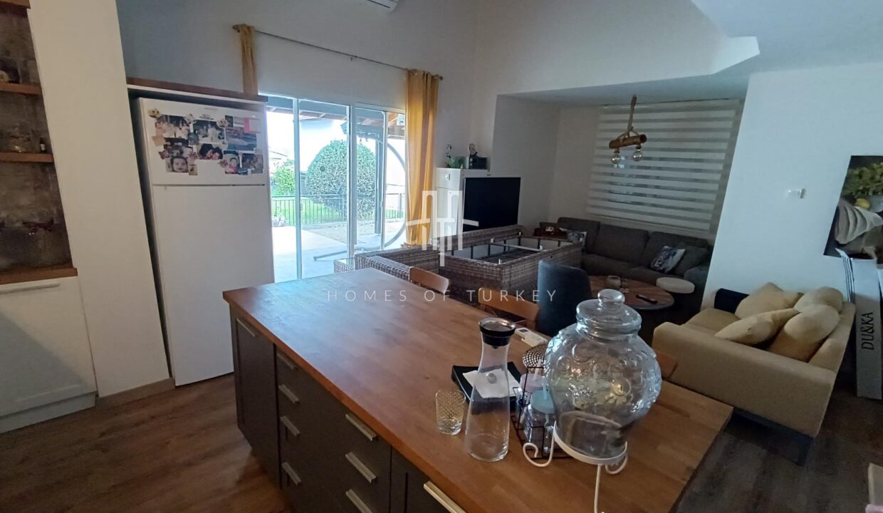 4+1 Villa For Sale in Izmir Çeşme- 5