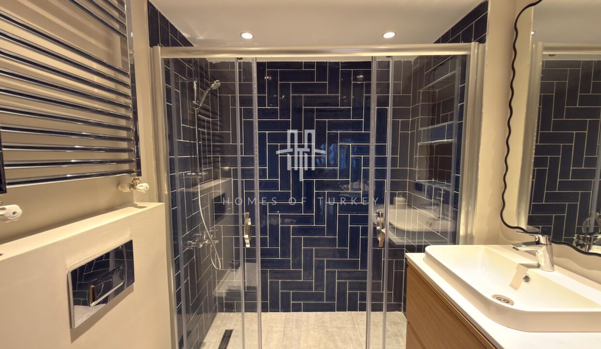 3+1 Apartment For Sale In A Prestigious Area Of ​​Istanbul With A Special Architectural Design- 15