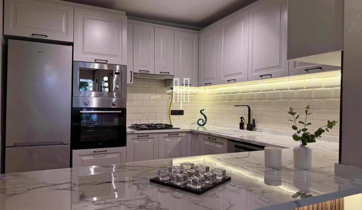 Fully Furnished 2+1 Apartment With Large Garden For Sale In Şişli In Istanbul- 7,