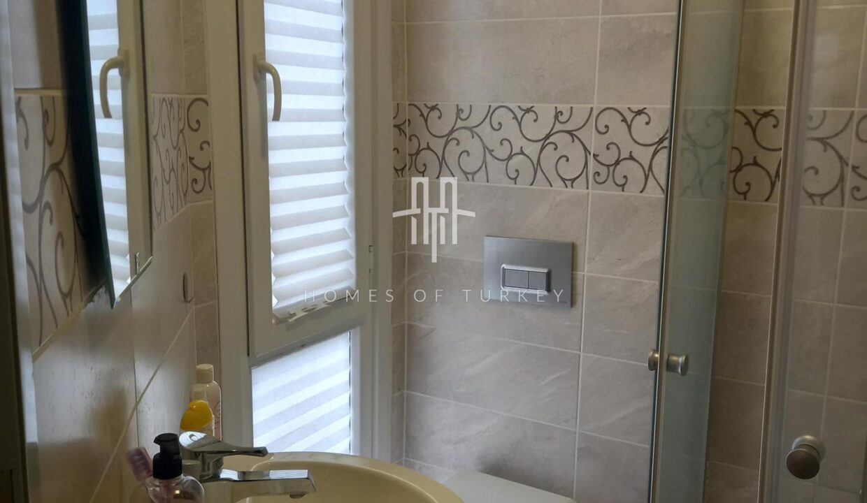 Fully Renovated Apartment With Balcony For Sale In Cihangir, Istanbul- 11