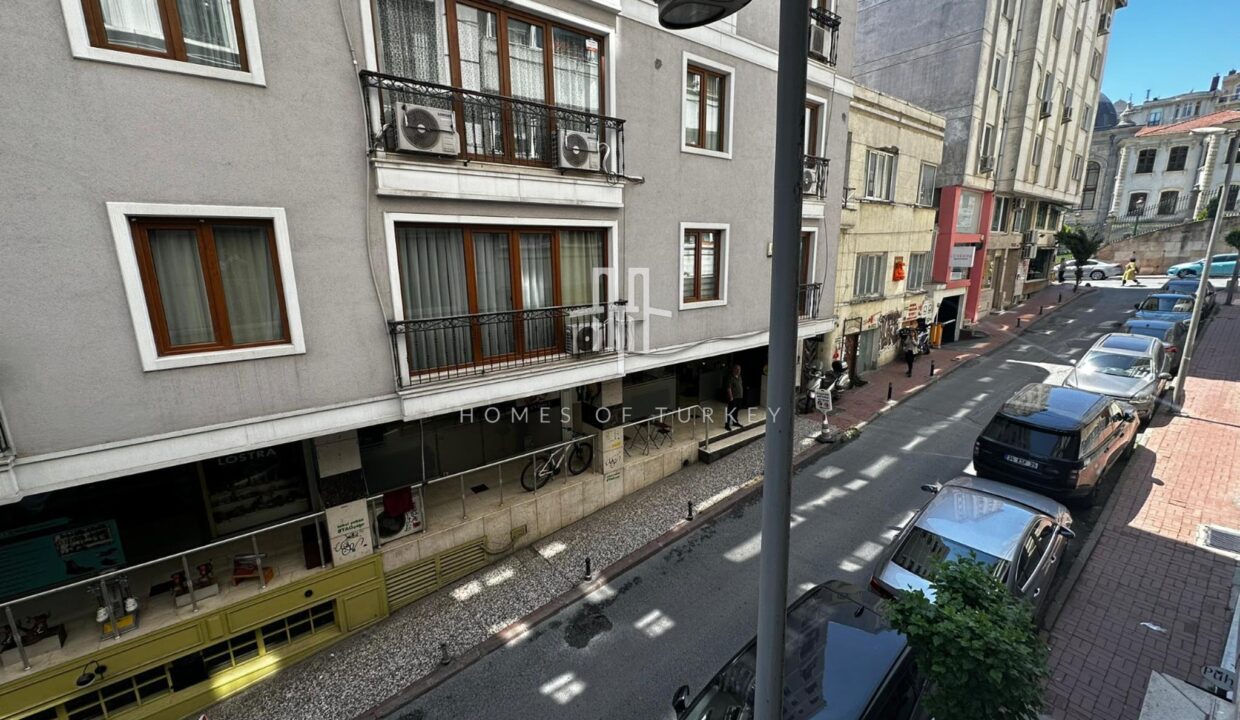 1+1 Apartment For Sale In Nişantaşı The Heart of Istanbul Within Walking Distance Of Vali Konağı Street- 12
