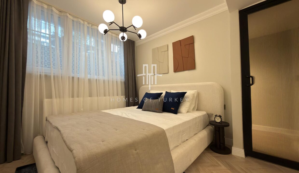 2.5+1 Flat For Sale With Garden Walking Distance To Nişantaşı In Şişli In Istanbul- 39