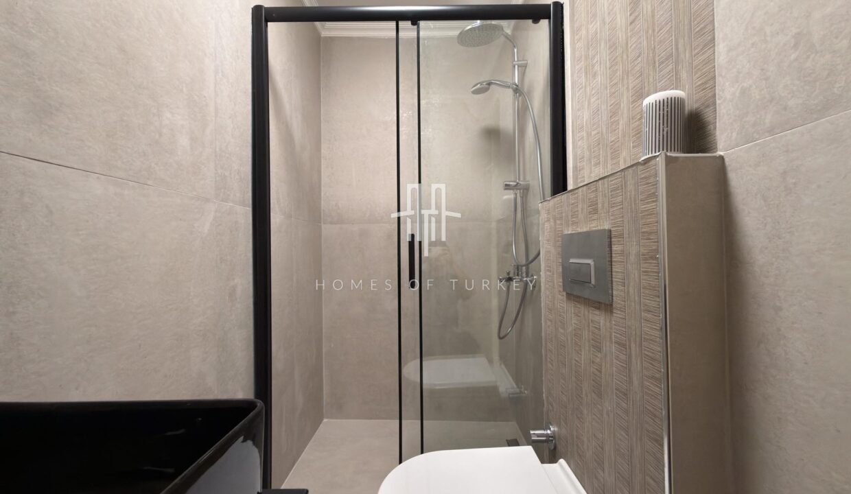 2.5+1 Flat For Sale With Garden Walking Distance To Nişantaşı In Şişli In Istanbul- 42