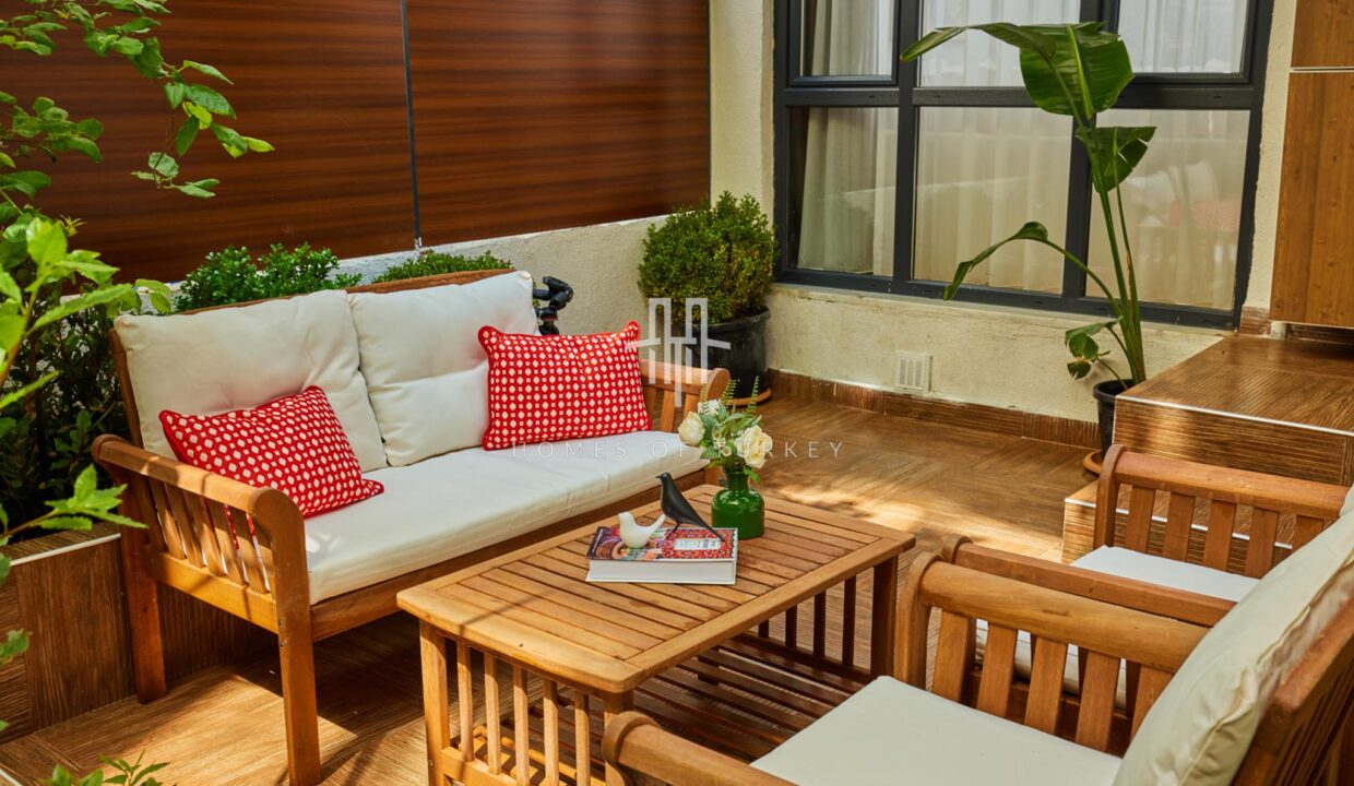 2+1 Apartment With Special Decoration And Garden For Sale In Şişli In Istanbul- 1,