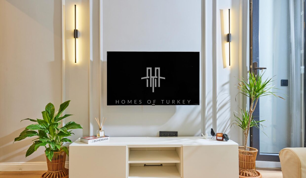 2+1 Apartment With Special Decoration And Garden For Sale In Şişli In Istanbul- 23