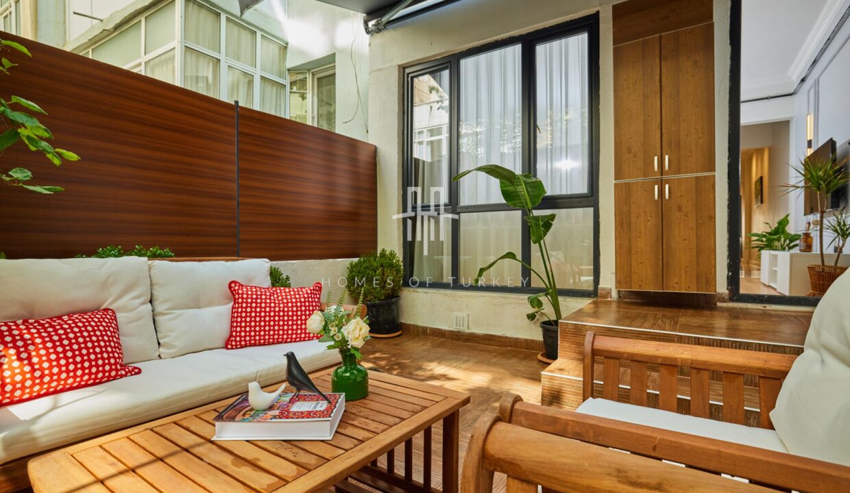 2+1 Apartment With Special Decoration And Garden For Sale In Şişli In Istanbul- 4