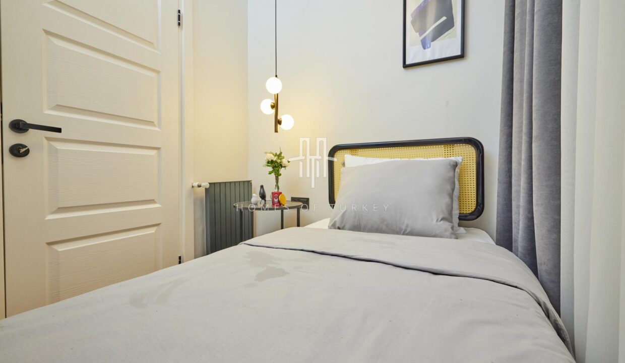 2+1 Apartment With Special Decoration And Garden For Sale In Şişli In Istanbul- 44