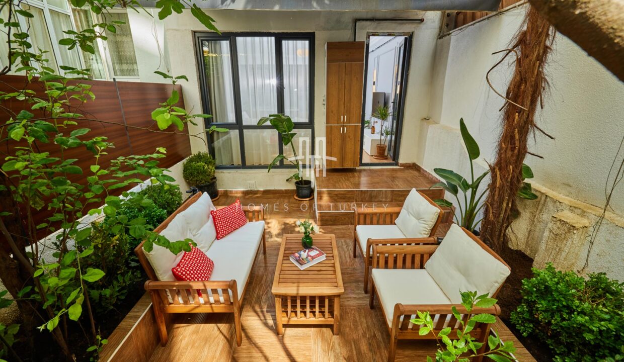 2+1 Apartment With Special Decoration And Garden For Sale In Şişli In Istanbul- 8