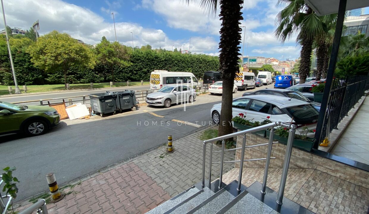 3+1 Duplex Apartment With Indoor Parking For Sale In Bomonti In Istanbul- 44