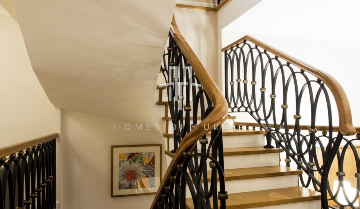 4+2 Triplex Apartment With Garden For Sale In A Prestigious Area In Nişantaşı In Istanbul Eligible For Citizenship- 18