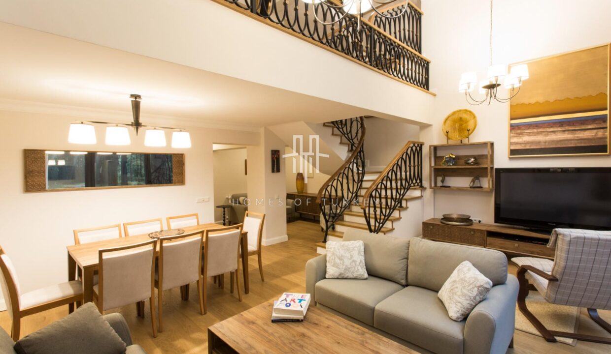 4+2 Triplex Apartment With Garden For Sale In A Prestigious Area In Nişantaşı In Istanbul Eligible For Citizenship- 2,