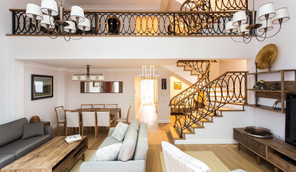 4+2 Triplex Apartment With Garden For Sale In A Prestigious Area In Nişantaşı In Istanbul Eligible For Citizenship- 3,,