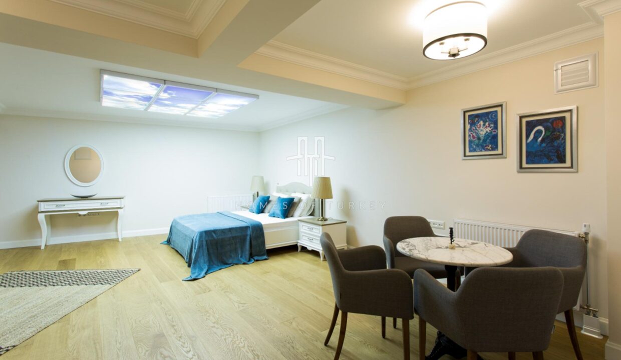 4+2 Triplex Apartment With Garden For Sale In A Prestigious Area In Nişantaşı In Istanbul Eligible For Citizenship- 36