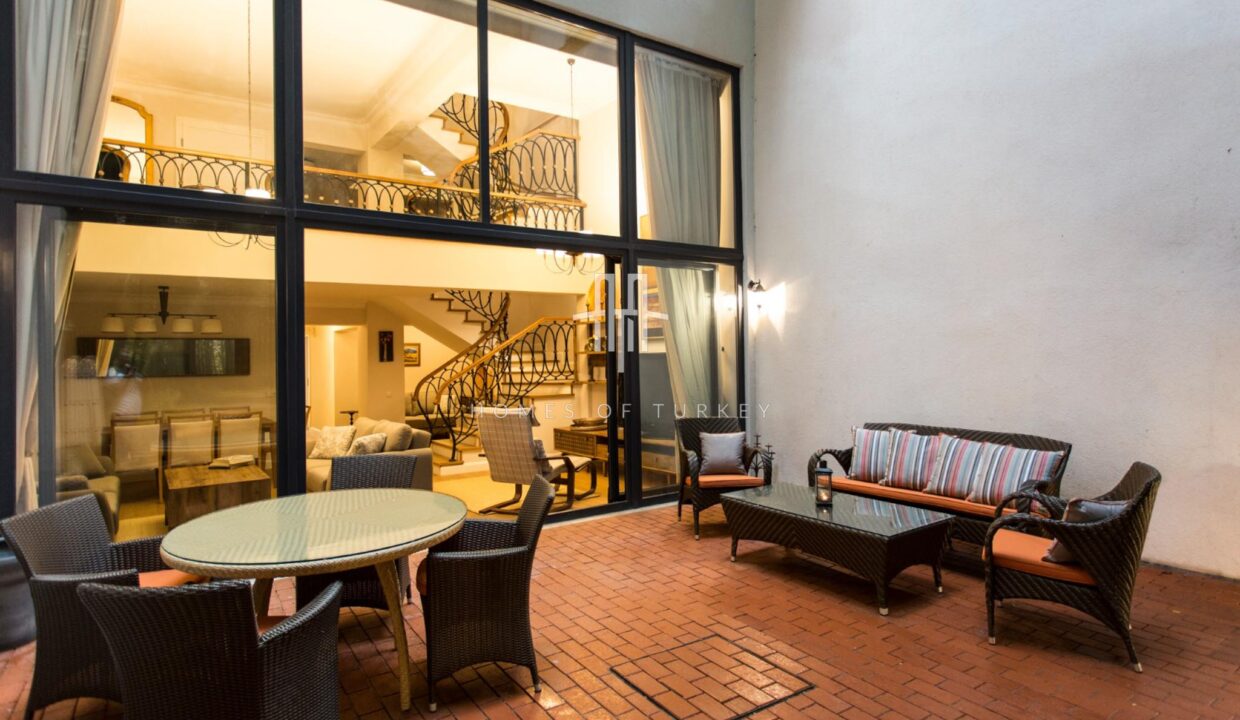 4+2 Triplex Apartment With Garden For Sale In A Prestigious Area In Nişantaşı In Istanbul Eligible For Citizenship- 9