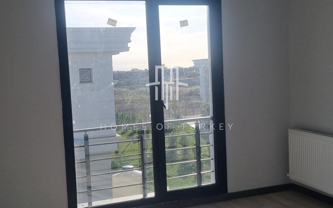 Luxury Villa For Sale In Büyükçekmece In Istanbul Eligible for Citizenship- 16