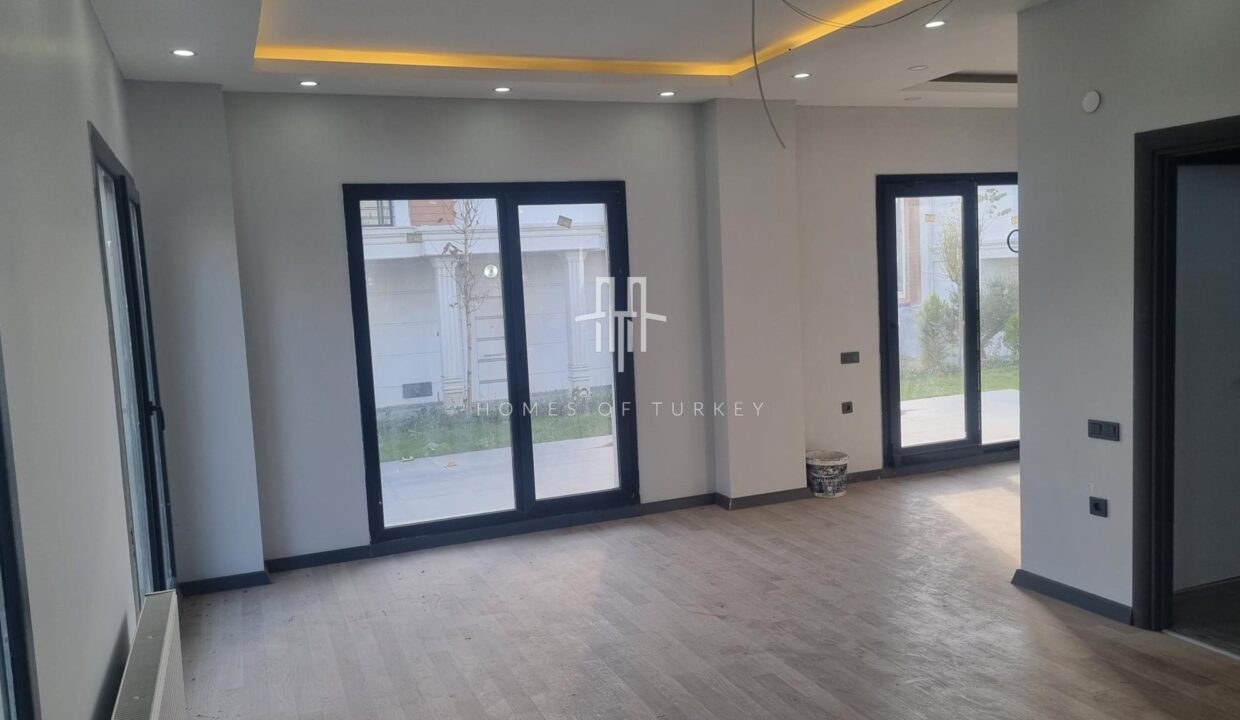 Luxury Villa For Sale In Büyükçekmece In Istanbul Eligible for Citizenship- 7
