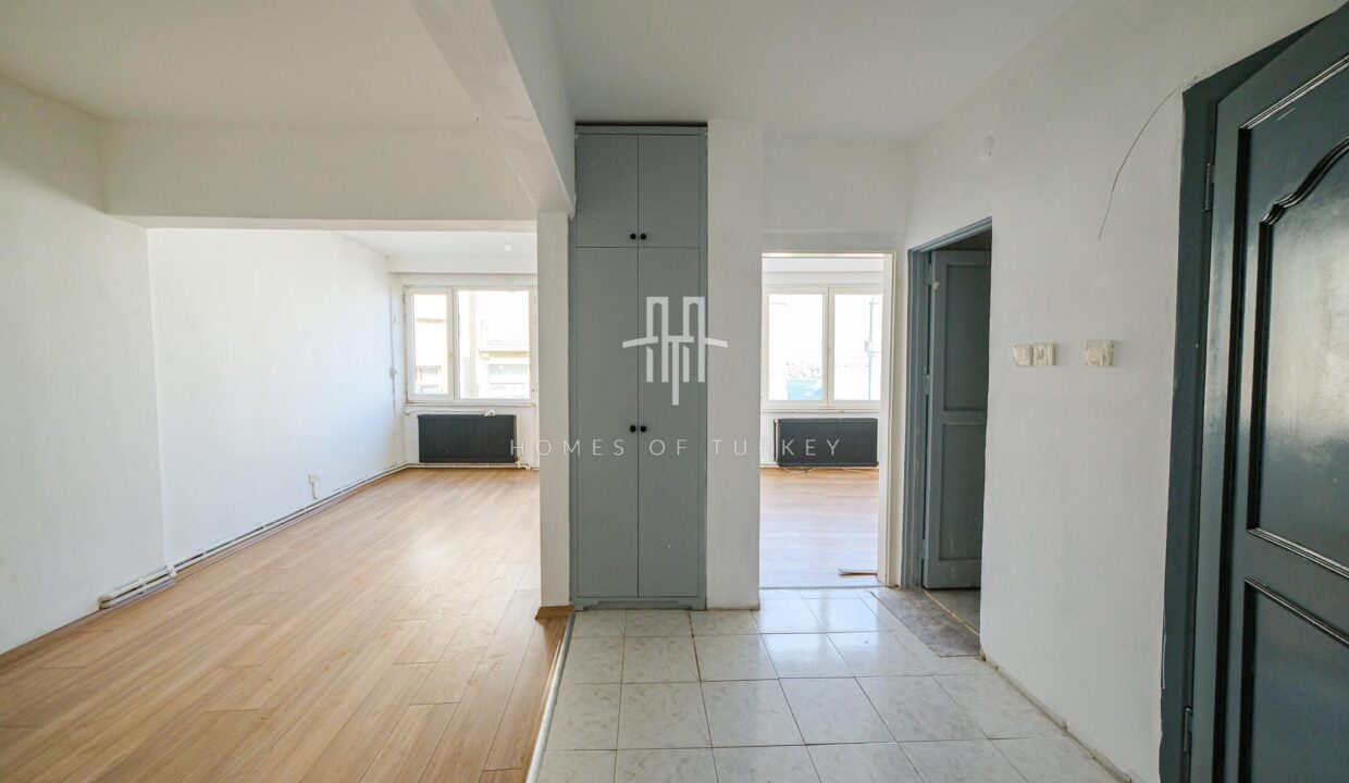 1+1 Apartment For Sale in Cihangir in Istanbul With Bosphorus Views and AirBnb Permission- (26)