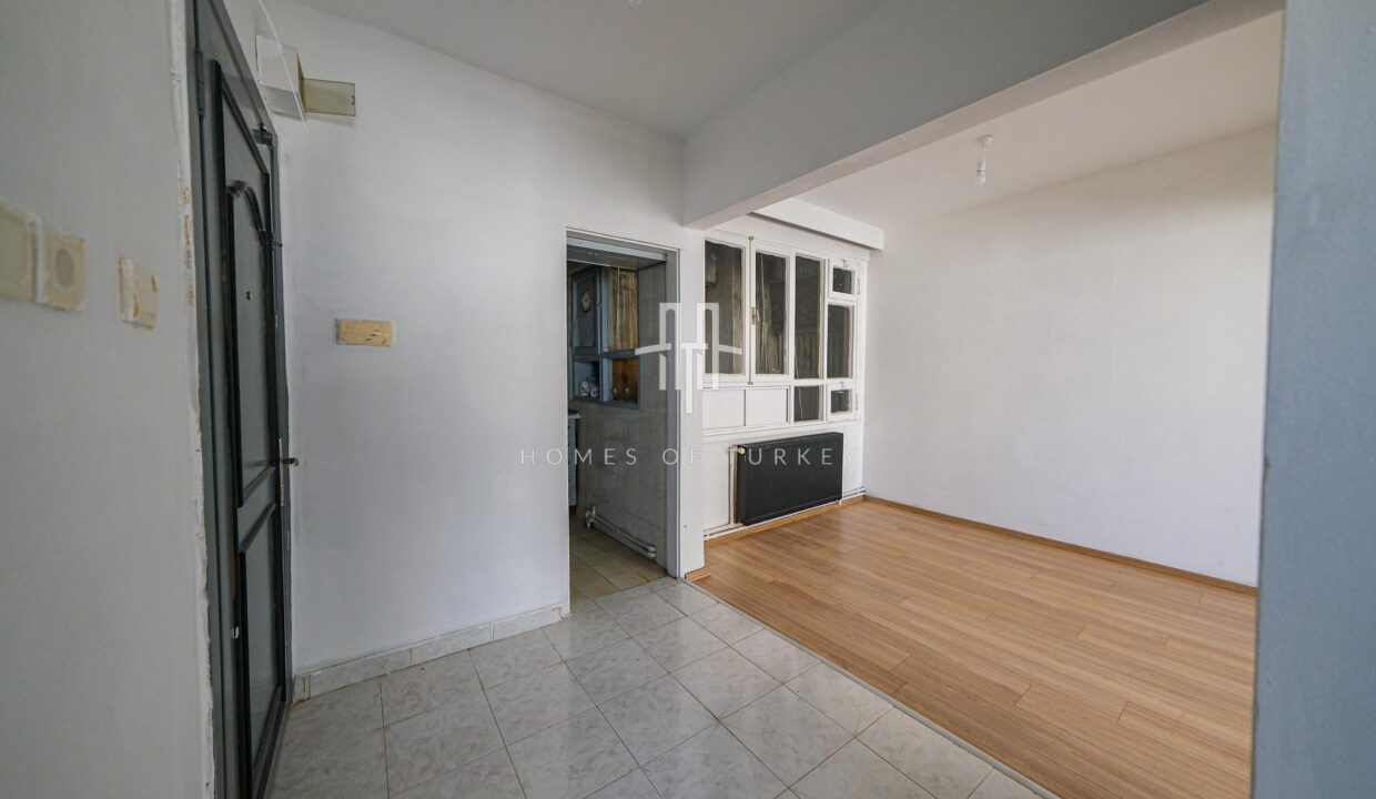 1+1 Apartment For Sale in Cihangir in Istanbul With Bosphorus Views and AirBnb Permission- (44)