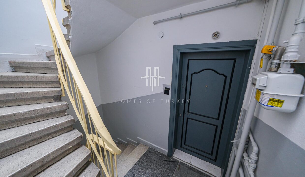 1+1 Apartment For Sale in Cihangir in Istanbul With Bosphorus Views and AirBnb Permission- (47)