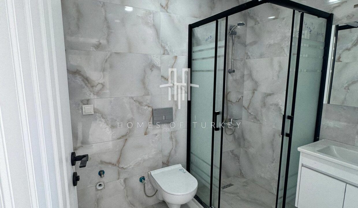 1+1 Apartment For Sale in a New Building And Centrally Located in Yalova- 6