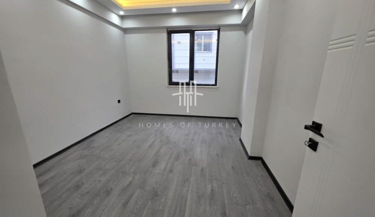 1+1 Apartment For Sale in a New Building in Yalova Close to The Thermal Spa- 3