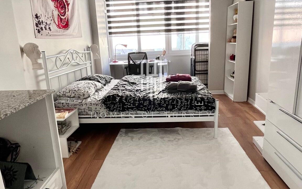 2+1 Apartment for Sale in Beyoğlu in Istanbul Suitable for Airbnb and Well-Maintained- 10,,,