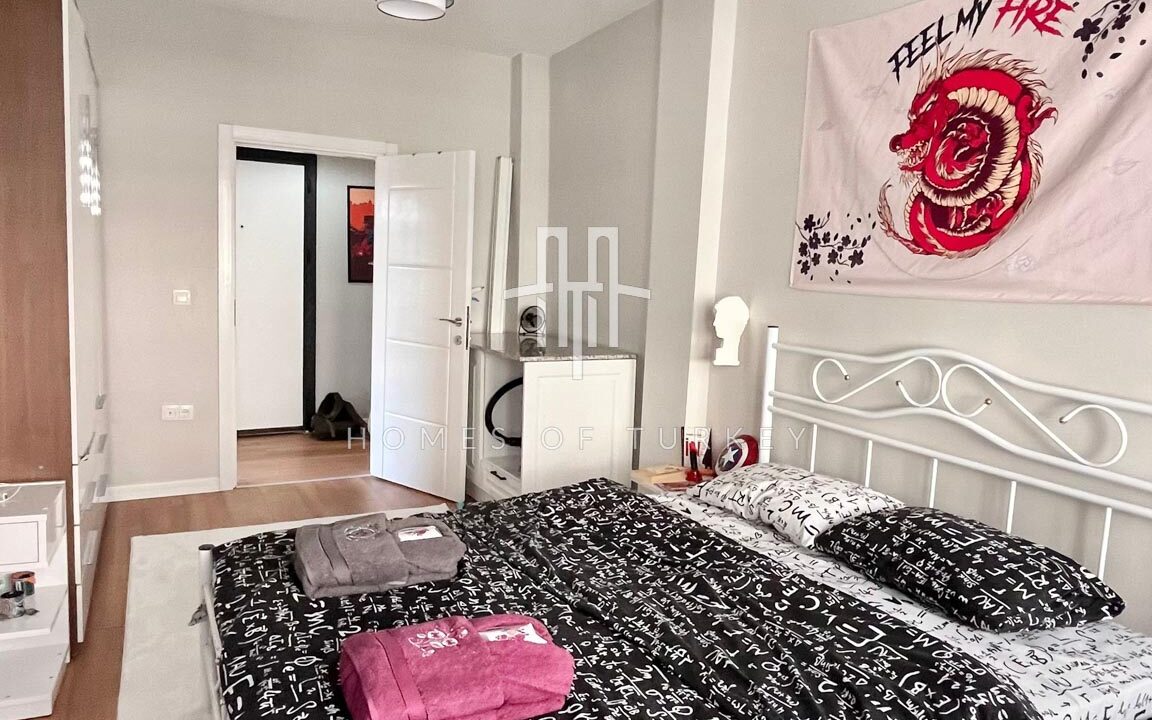 2+1 Apartment for Sale in Beyoğlu in Istanbul Suitable for Airbnb and Well-Maintained- 10,,