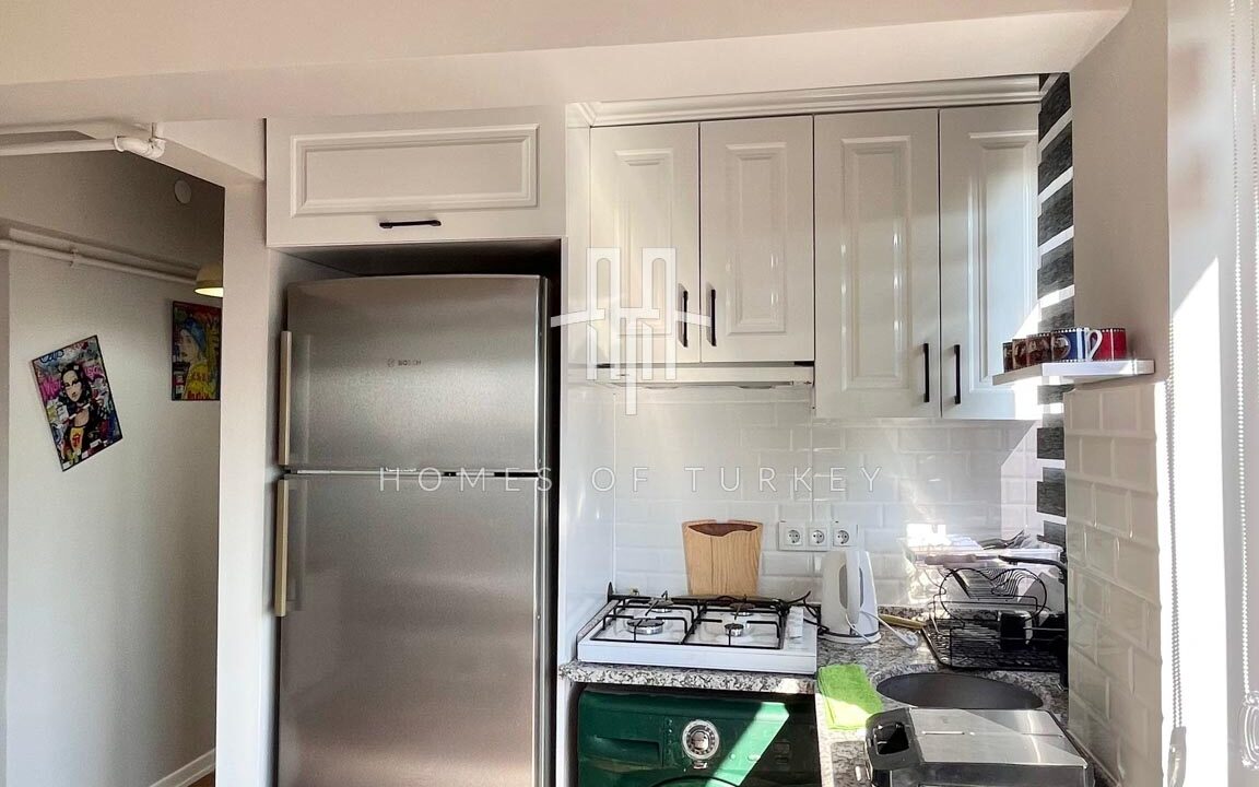 2+1 Apartment for Sale in Beyoğlu in Istanbul Suitable for Airbnb and Well-Maintained- 2