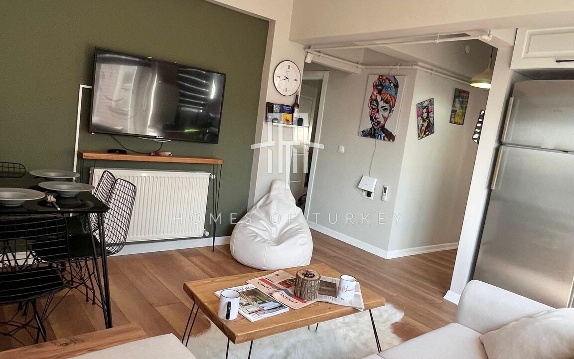 2+1 Apartment for Sale in Beyoğlu in Istanbul Suitable for Airbnb and Well-Maintained- 6