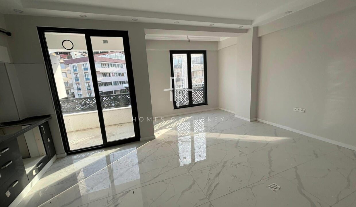 2+1 Duplex Apartment For Sale in a New Building Near The Beach in Çınarcık in Yalova- 2