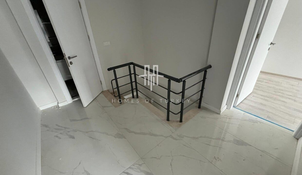 2+1 Duplex Apartment For Sale in a New Building Near The Beach in Çınarcık in Yalova- 8