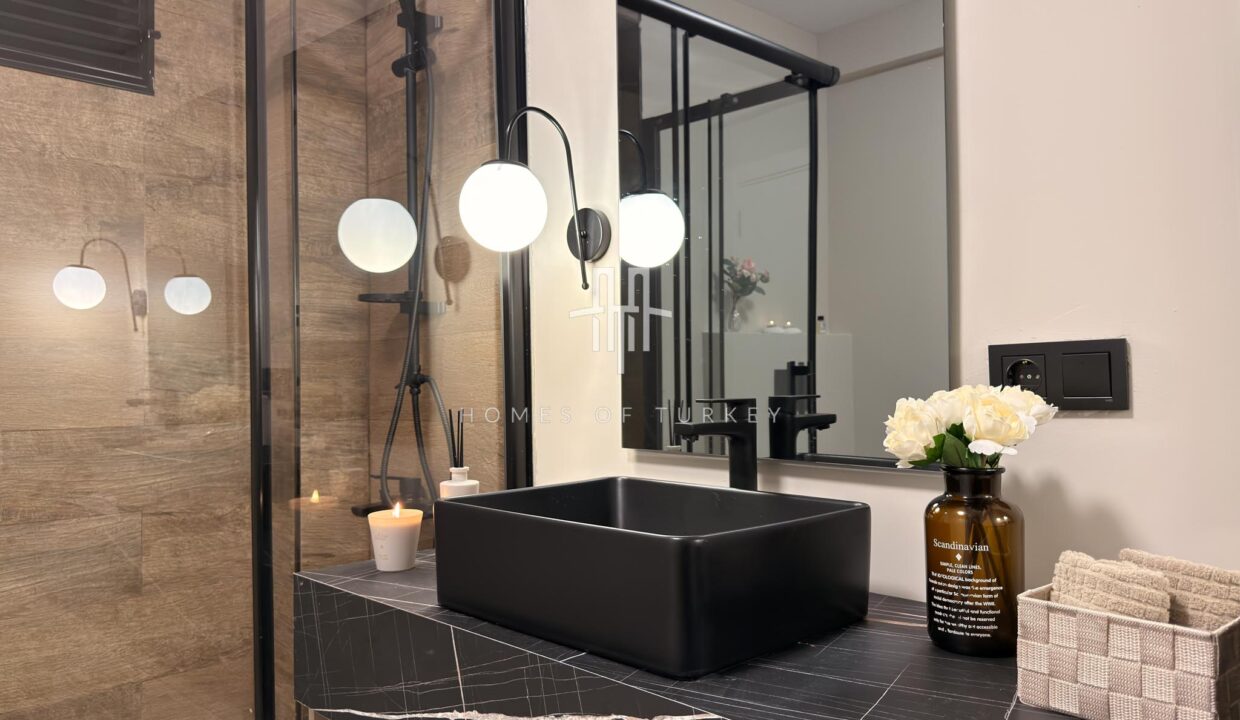 3+1 Apartment For Sale in Şişli in Istanbul Within Walking Distance to the Metro- 31