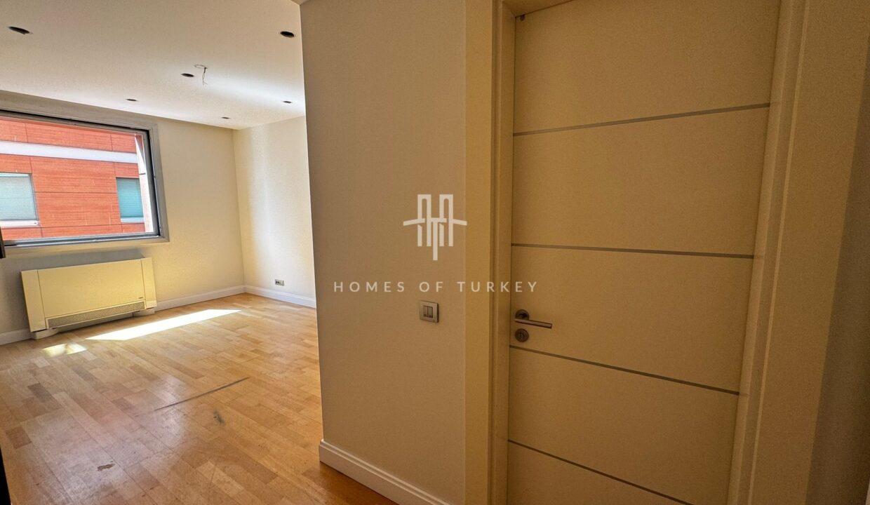 3+1 Apartment For Sale in a Luxury Residence Within Walking Distance Of Vali Konağı Street in Nişantaşı in Istanbul Eligible For Citizenship- 15