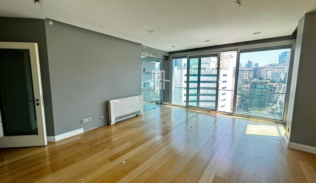 3+1 Apartment For Sale in a Luxury Residence Within Walking Distance Of Vali Konağı Street in Nişantaşı in Istanbul Eligible For Citizenship- 2