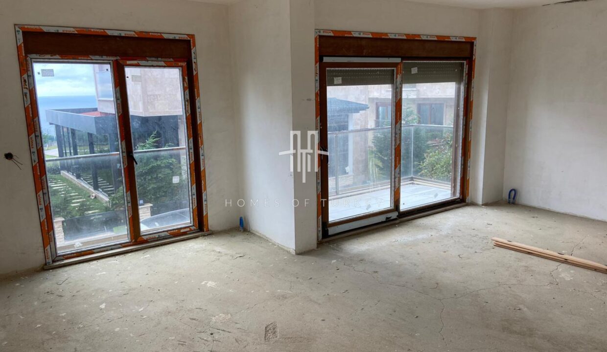 3+1 Triplex Villa For Sale in Büyükçemece in Istanbul Eligible For Citizenship- 10