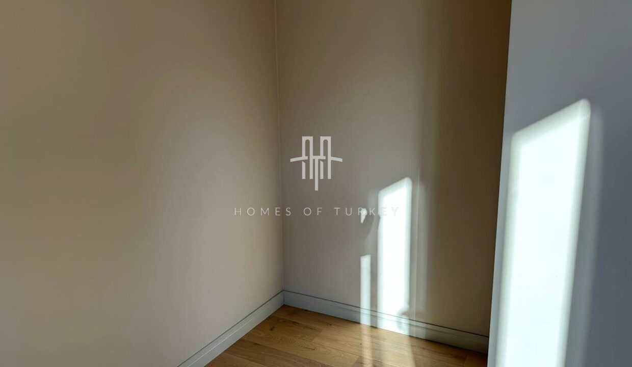 5+2 Duplex Apartment For Sale in Bakırköy in Istanbul Walking Distance to Marmaray and the Coast- 10,