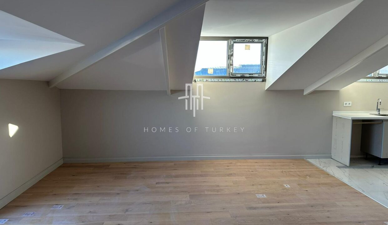 5+2 Duplex Apartment For Sale in Bakırköy in Istanbul Walking Distance to Marmaray and the Coast- 12