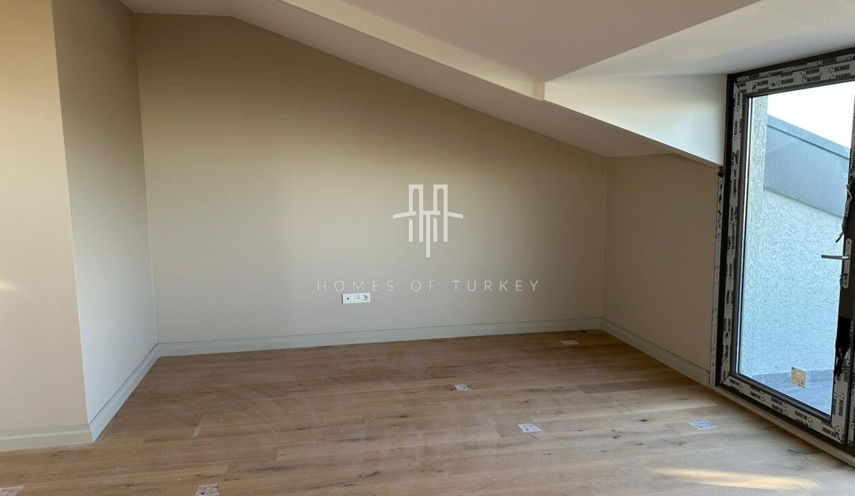 5+2 Duplex Apartment For Sale in Bakırköy in Istanbul Walking Distance to Marmaray and the Coast- 15