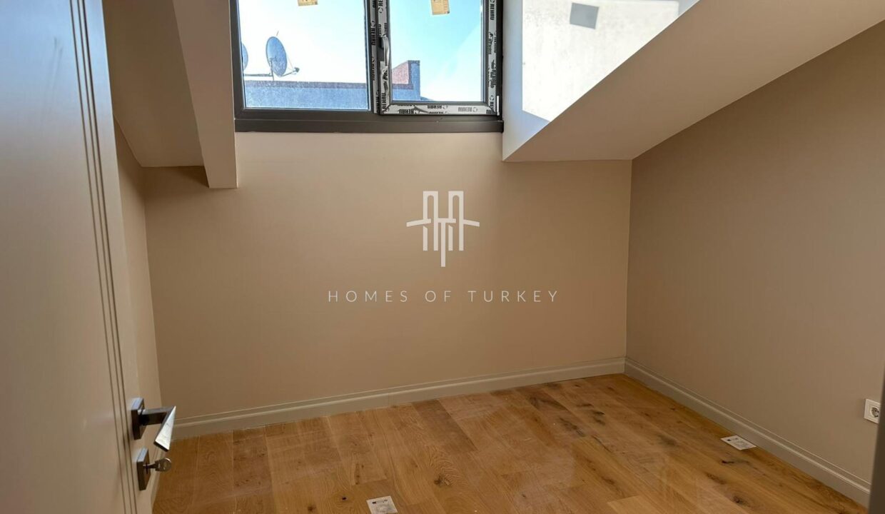 5+2 Duplex Apartment For Sale in Bakırköy in Istanbul Walking Distance to Marmaray and the Coast- 22